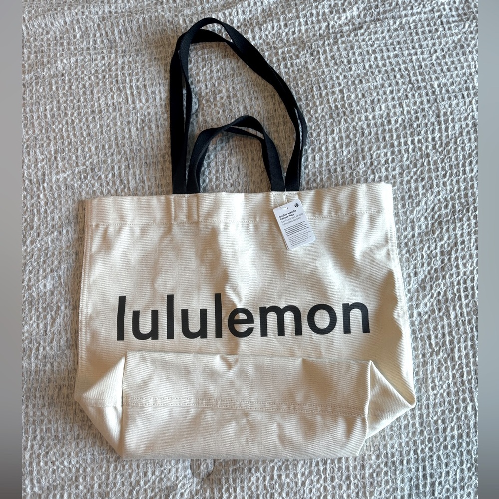 BNWT. Canvas Tote